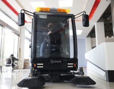 工業掃地機有哪些類型？怎么選擇